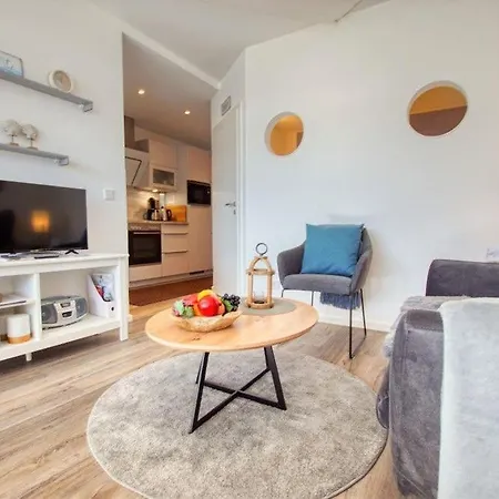- Haus O, App 0o0105 Apartment *